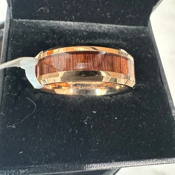 NWT Rose-Gold Tungsten Band with Hawaiian Koa Wood Inlay – Men’s Ring Size 12.5
